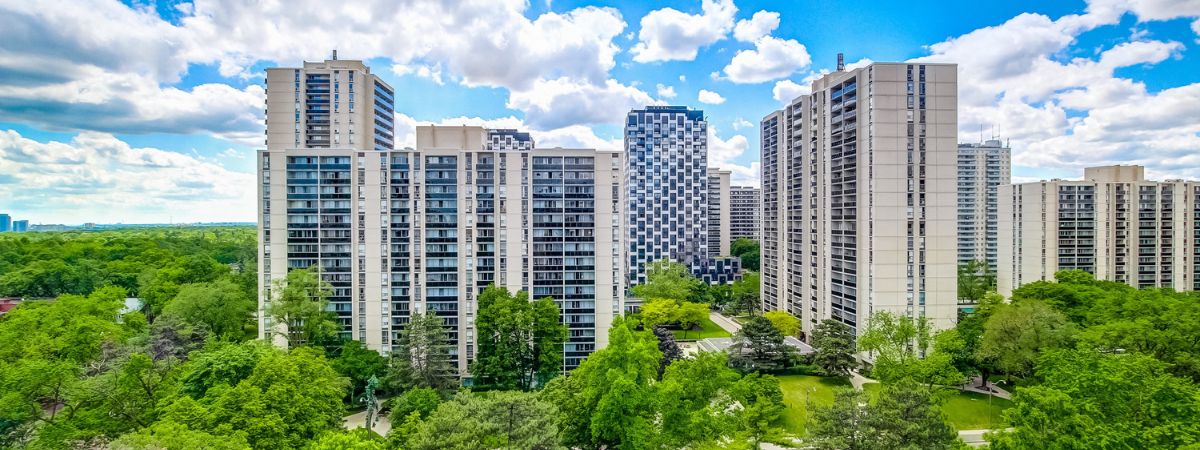 Three Bedroom Penthouse kitchen at Minto Yorkville